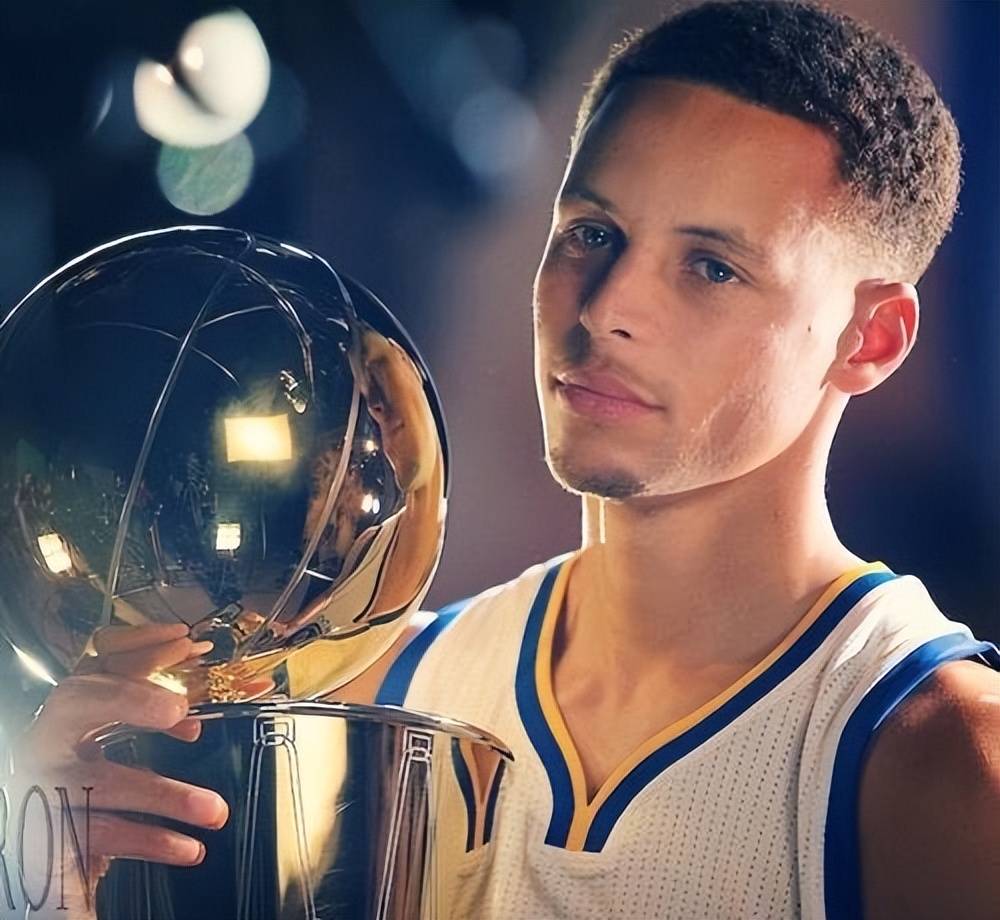 角色在中路 角色在中路